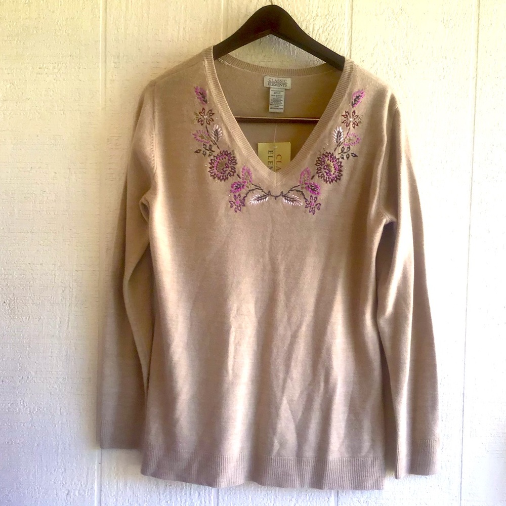 Vintage floral embroidered v neck sweater